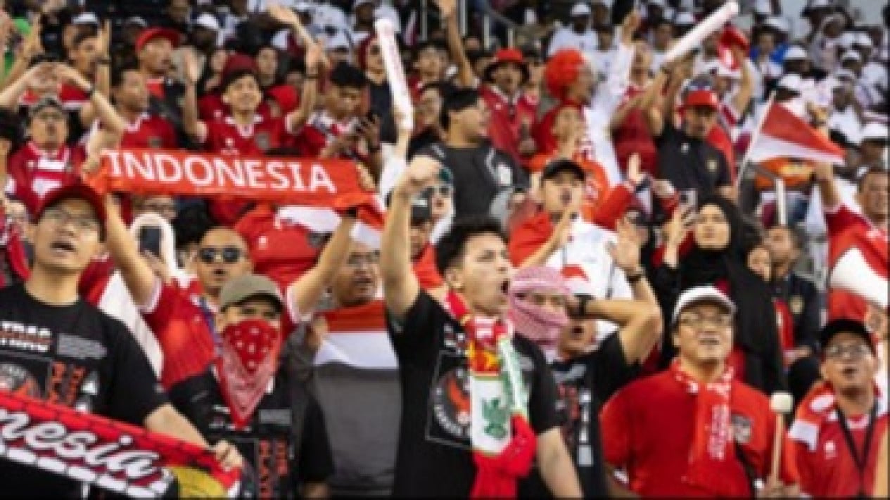 Apakah Boleh Menjamak Shalat pas Nonton Laga Timnas Indonesia vs Jepang? Tegas Ustaz Dasad Latif Ingatkan Kalau...
            - galeri foto