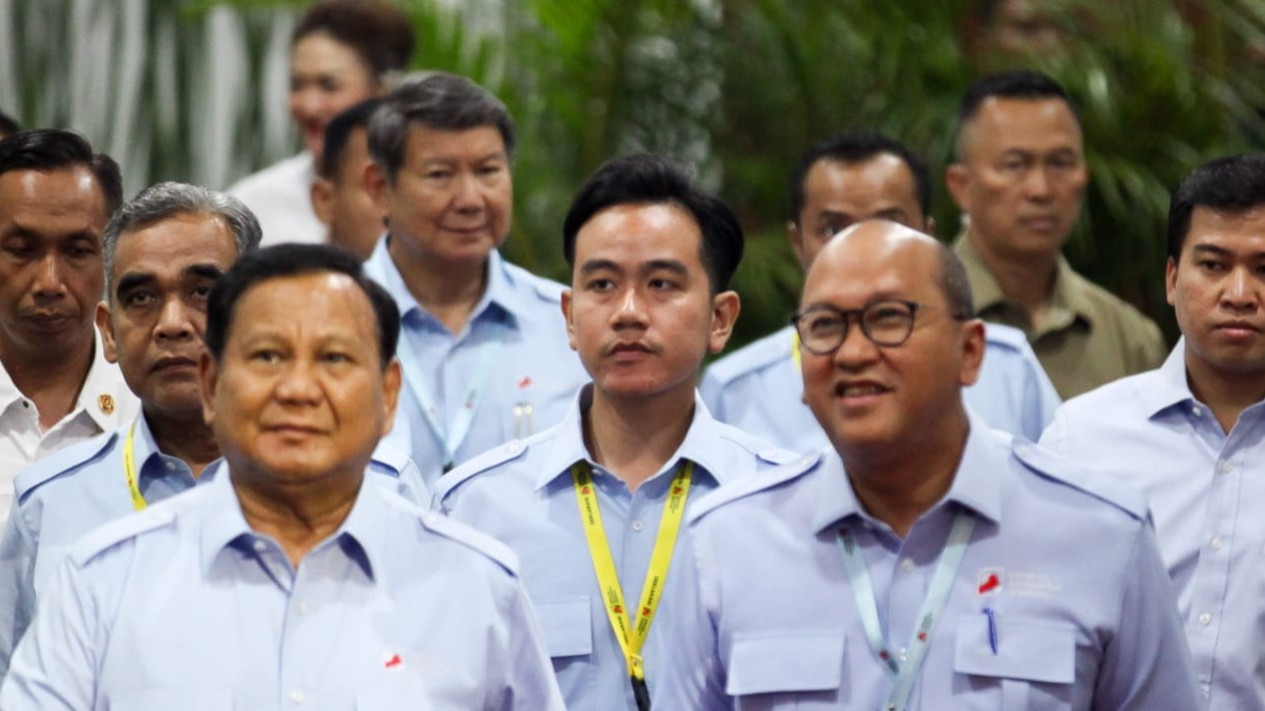 Prabowo Subianto Serukan Kesadaran atas Kekurangan untuk Membangun Indonesia yang Lebih Baik
            - galeri foto