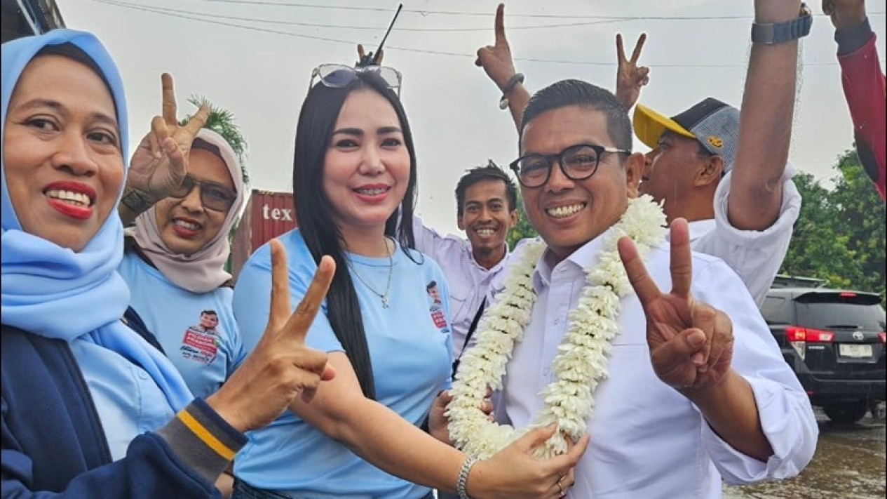 Ribuan Buruh Antusias Dukung Program Sekolah Gratis yang Digagas, Andra Soni Angkat Bicara
            - galeri foto