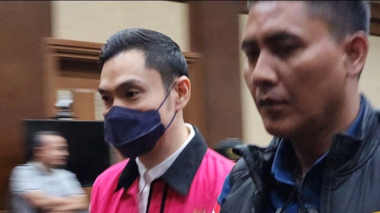 Fakta Terbaru Sidang Kasus Korupsi Timah, Harvey Moeis Dinilai Sebagai Pahlawan Penanggulangan Covid-19 Karena Sumbang Rp15 Miliar
            - galeri foto