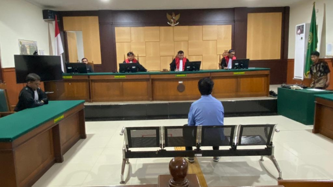 Hukuman Penjara 3 Bulan untuk Pelaku Politik Uang di Pasangkayu Sulbar
            - galeri foto