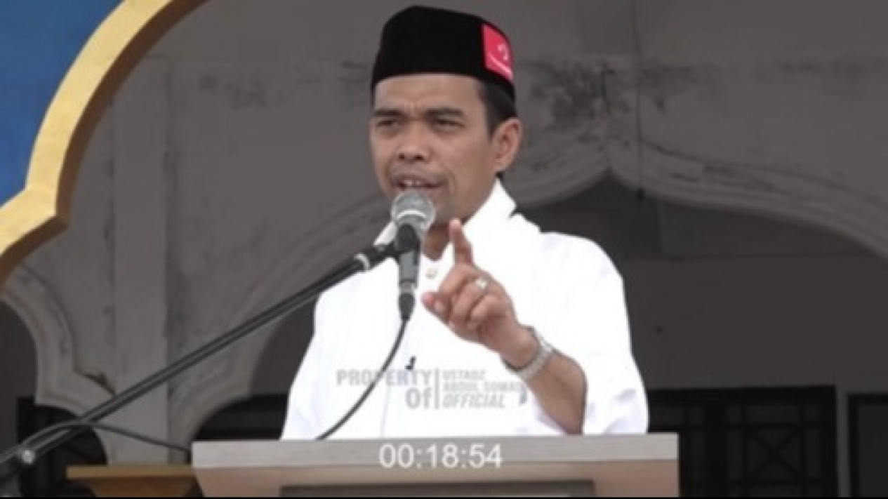 Sudah Berpuluhan Tahun Rajin Shalat Malah Gugur gara-gara Perbuatan Dosa ini, Ustaz Abdul Somad Ingatkan Bahayanya
            - galeri foto