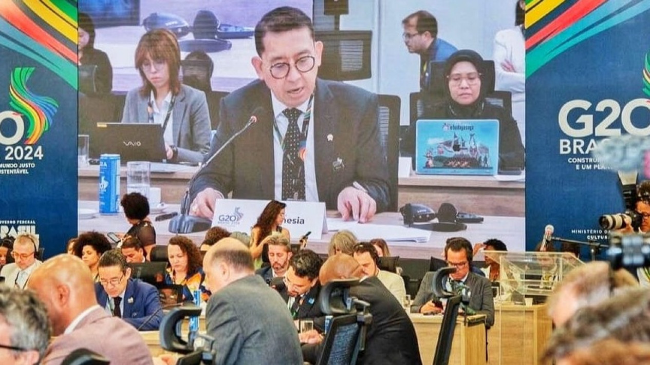 Targetkan Diplomasi Budaya, Fadli Zon Perkenalkan Kementerian Kebudayaan di Forum G20
            - galeri foto