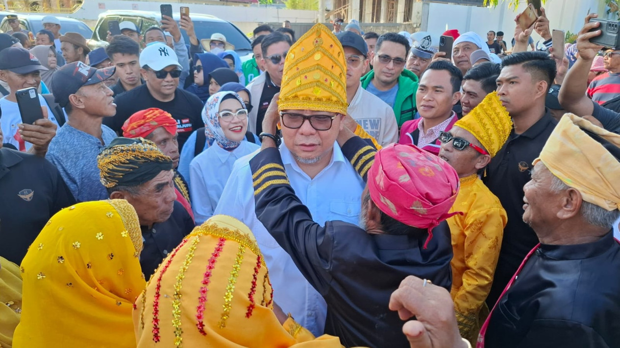 Band Ungu Meriahkan Kampanye Ahmad Ali-Abdul Karim di Parigi
            - galeri foto