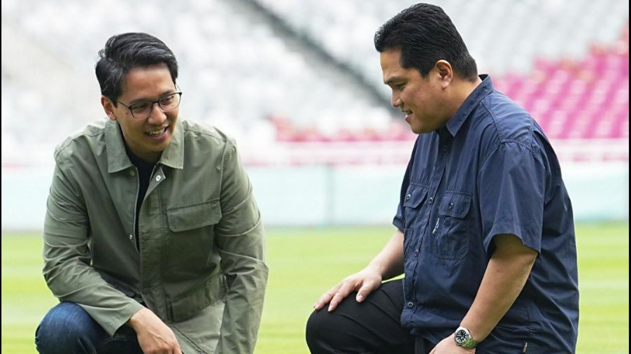 Polemik Rumput Stadion GBK Berlanjut, Erick Thohir Minta Diperbaiki agar Kualitasnya Setara saat Timnas Indonesia Vs Argentina
            - galeri foto