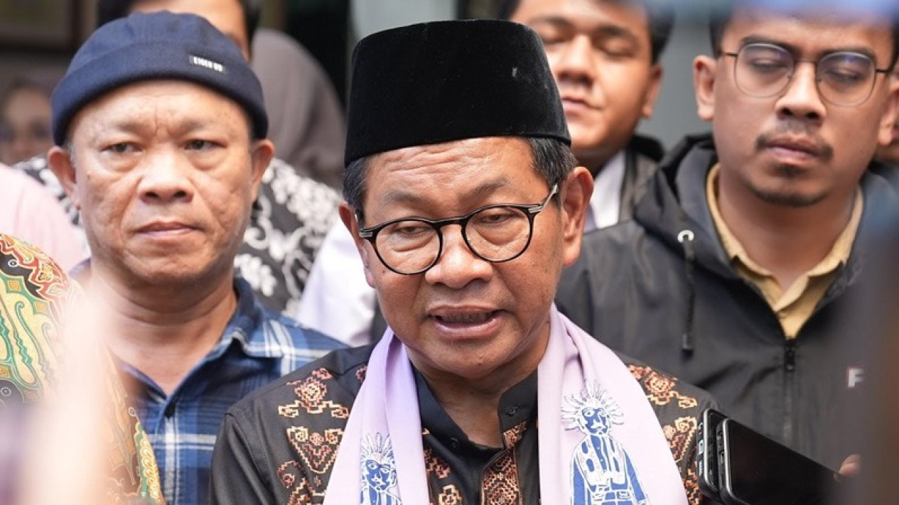 Pramono Anung Tolak Keras Ide Ridwan Kamil soal Pemindahan Balaikota Jakarta dari Pusat ke Utara
            - galeri foto