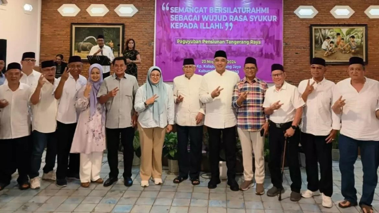 Semakin Memanas, Pensiunan PNS Beri Dukungan ke Pilkada Kabupaten Tangerang 2024
            - galeri foto