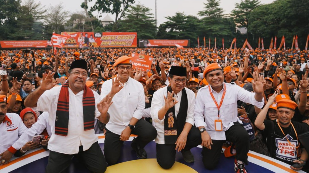 Momen Anies Baswedan All Out Dukung Pramono Anung-Rano Karno
            - galeri foto