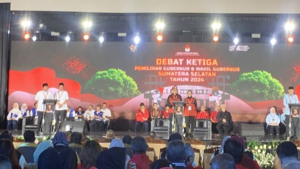 Debat Terakhir, Eddy Santana dan Riezky Aprilia Janjikan Tindak Pungli hingga 1 Desa 5 Sarjana di Sumatera Selatan
            - galeri foto