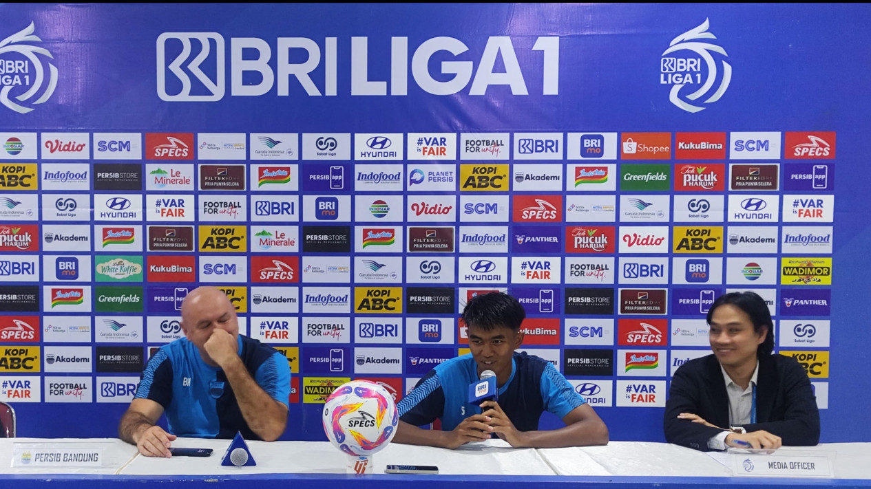 Kakang Rudianto Tunda Gabung Pemusatan Latihan Timnas Indonesia di Piala AFF 2024 Demi Bela Persib Bandung di Liga Champions Asia 2
            - galeri foto