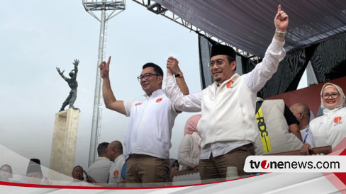 Kampanye Akbar, Ridwan Kamil-Suswono Disambut Riuh Pendukung di Lapangan Banteng