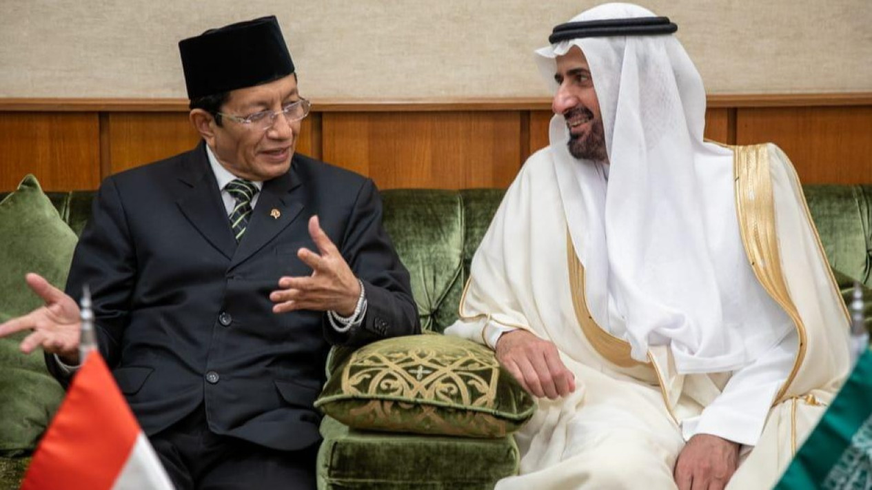 Menag RI dan Menteri Haji Saudi Bertemu di Masjidil Haram, Ini Tujuh Poin Persiapan Haji 2025 yang Jadi Bahasan
            - galeri foto