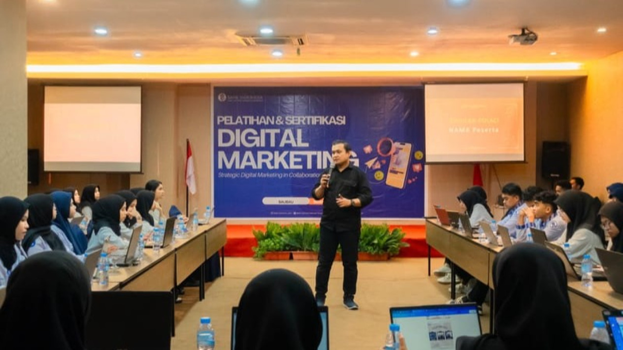 Kolaborasi Cetak SDM Unggul di Bidang Digital Marketing
            - galeri foto