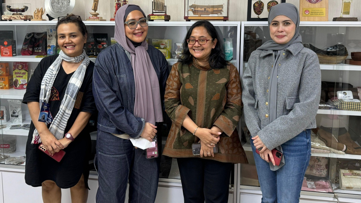 Produk UMKM 'Jawara Fashion' Bersiap Unjuk Gigi di Pasar Malaysia
            - galeri foto