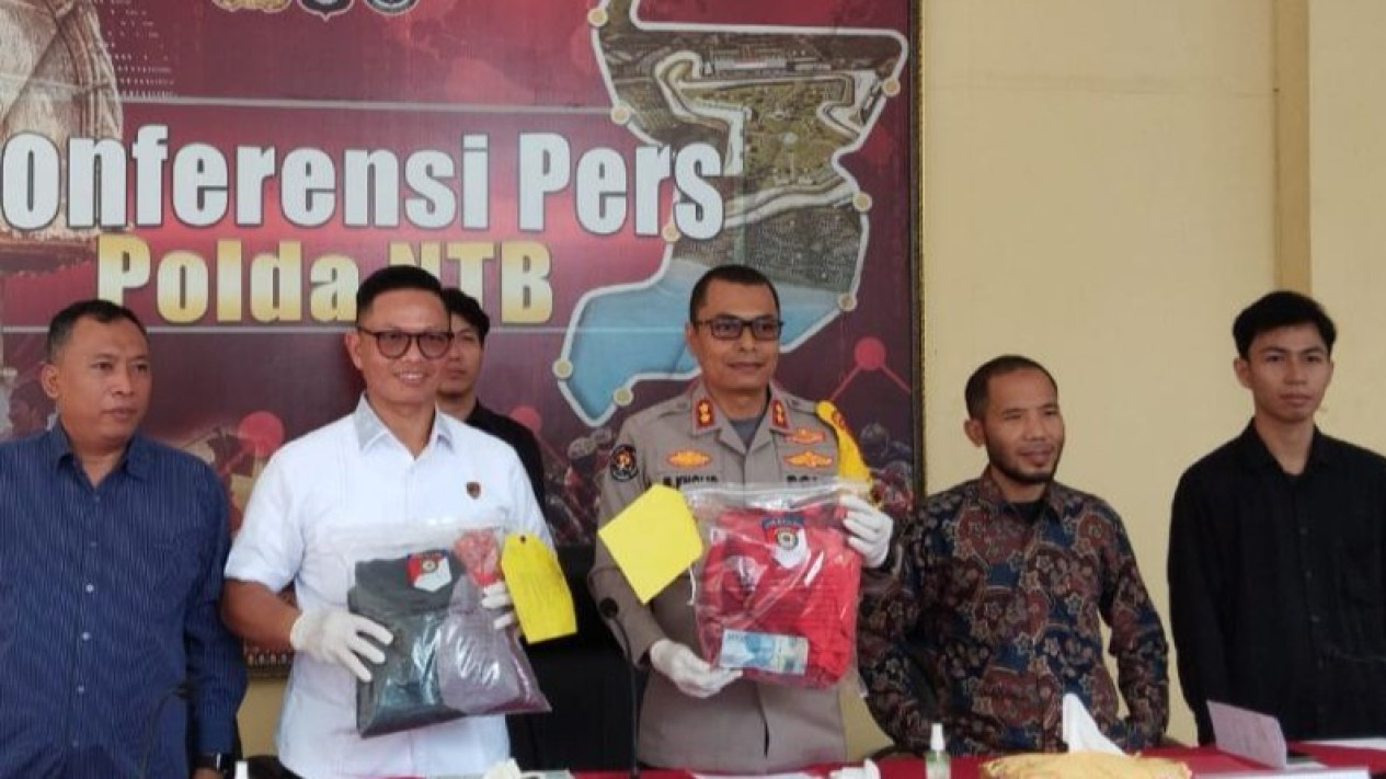 Blak-blakan Polisi Beberkan Cara IWAS Disabilitas Tunadaksa Jadi Pelaku Asusila
            - galeri foto