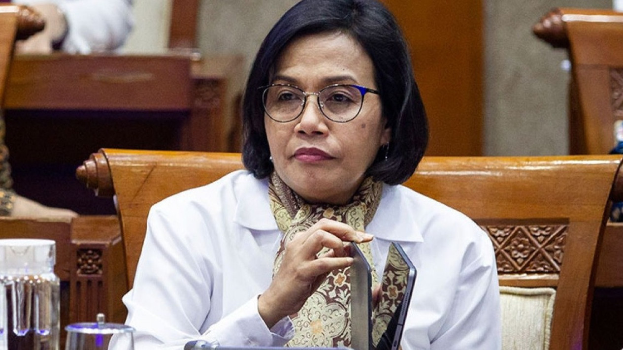 Sri Mulyani, Erick Thohir, dan Bahlil Gelar Rapat Bahas RUPTL 2025-2034
            - galeri foto