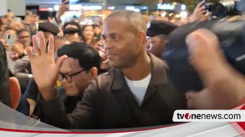 Sedang Berlangsung! Link Siaran Langsung Kedatangan Perdana Pelatih Timnas Indonesia Patrick Kluivert di Jakarta