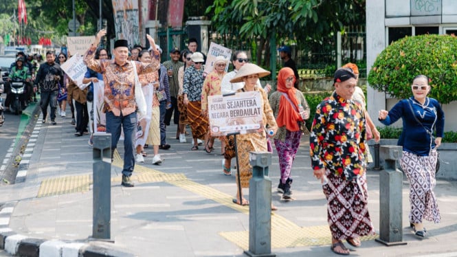 6860df646437e-film-seribu-bayang-purnama-yang-diproduksi-oleh-baraka-films-sebuah-rumah-produksi-yang-sudah-berpengalaman-membuat-film-film-dokumenter_665_374.jpg